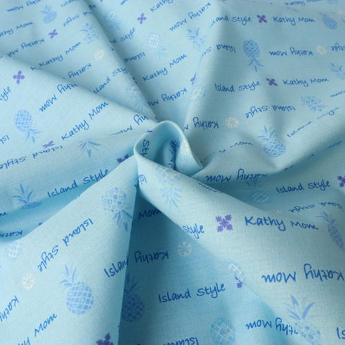 お知らせですよ！ご好評いただいていますキャシーマムのネットショップのセール は今日の23：59までで終了します。まだ間に合うのでエンジョイキルトショップを覗いてみてくださいね。 キャシー中島 エンジョイキルトショップ