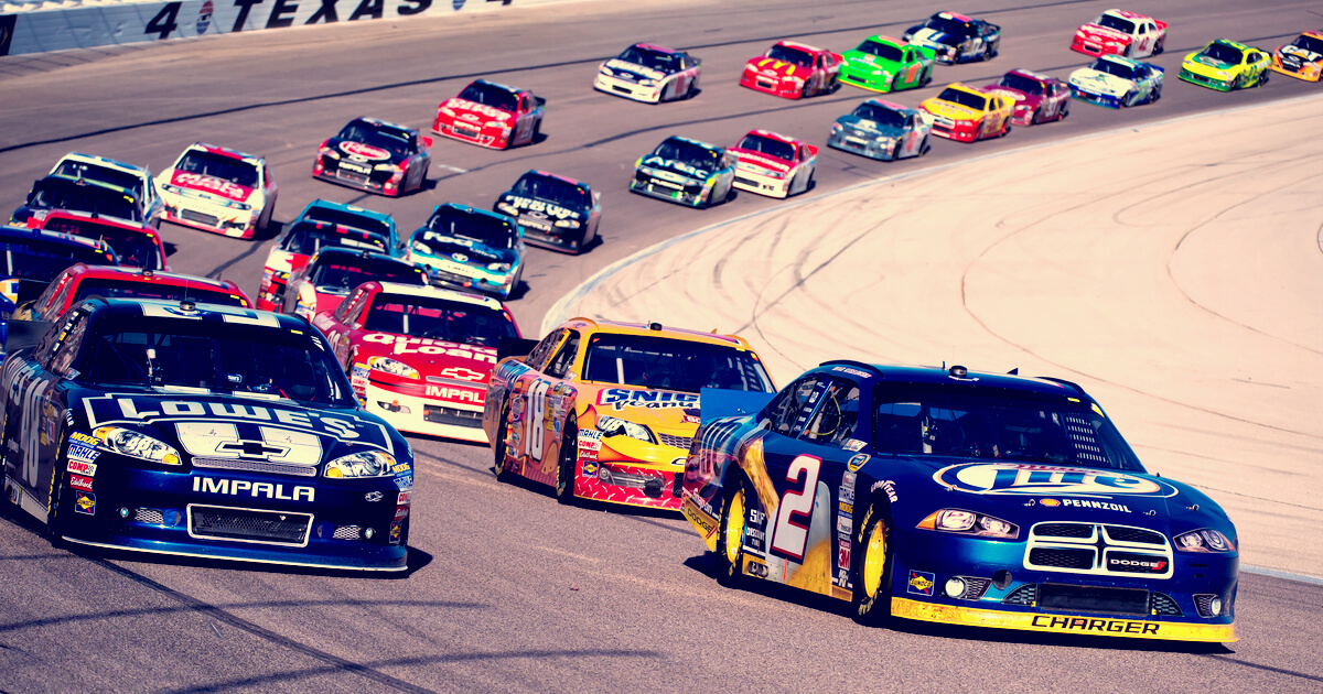 レースカー製作、スポンサーロゴ、カッティングステッカー、デザインから施工まで