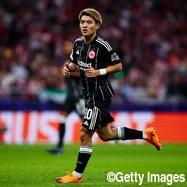 アヤックスのエドソン・アルバレス、ウェストハム移籍が間近にGoal.com 日本