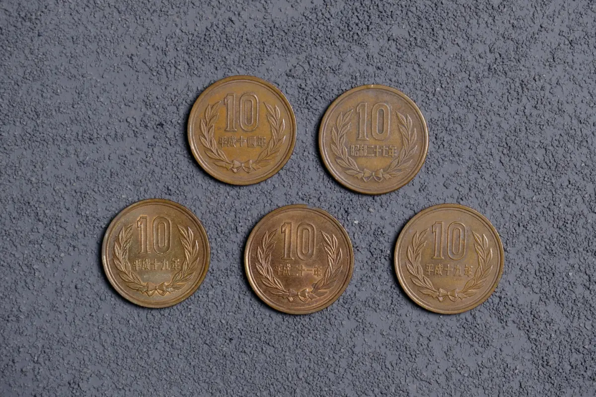 1円、5円、10円、50円、100円、500円玉で高く売れる希少硬貨の年代とその価値を徹底解説 ヒカカク