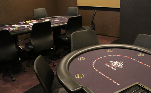 JAPAN OPEN POKER TOUR: SEASON 10 NAGOYA « 名古屋栄に登場！ポーカーやるならロイヤルフラッシュ