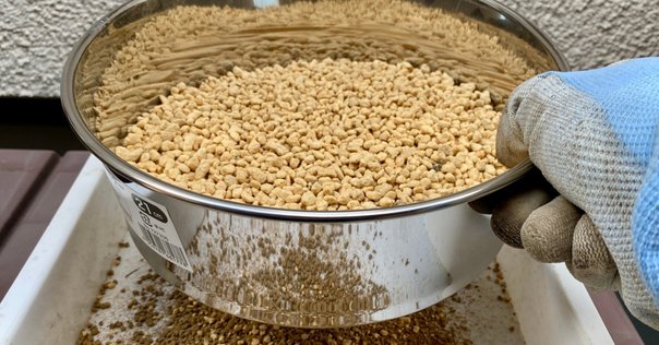 鹿沼土 かぬまつち とは？赤玉土との違いについて解説！│セイの植物記録