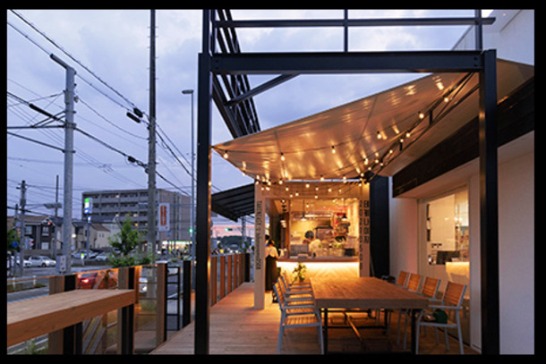 コンテナハウスで飲食店舗を開業するメリット！費用や注意点は？オシャレな屋台やコンテナブースのレンタル・購入なら ヒラケル