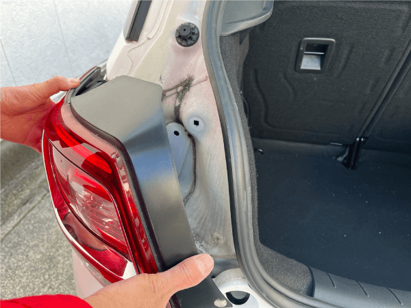 テールランプとは？切れたらどこで交換すればいいのか・交換費用を紹介MOBYモビー