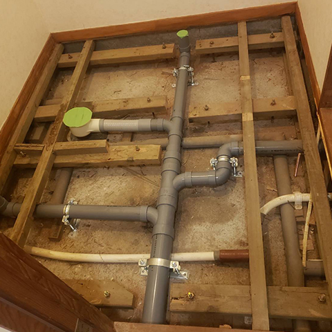 排水管から水漏れする原因＆対処法を徹底解説！応急処置や放置のリスクも水廻り修理サポートセンタ