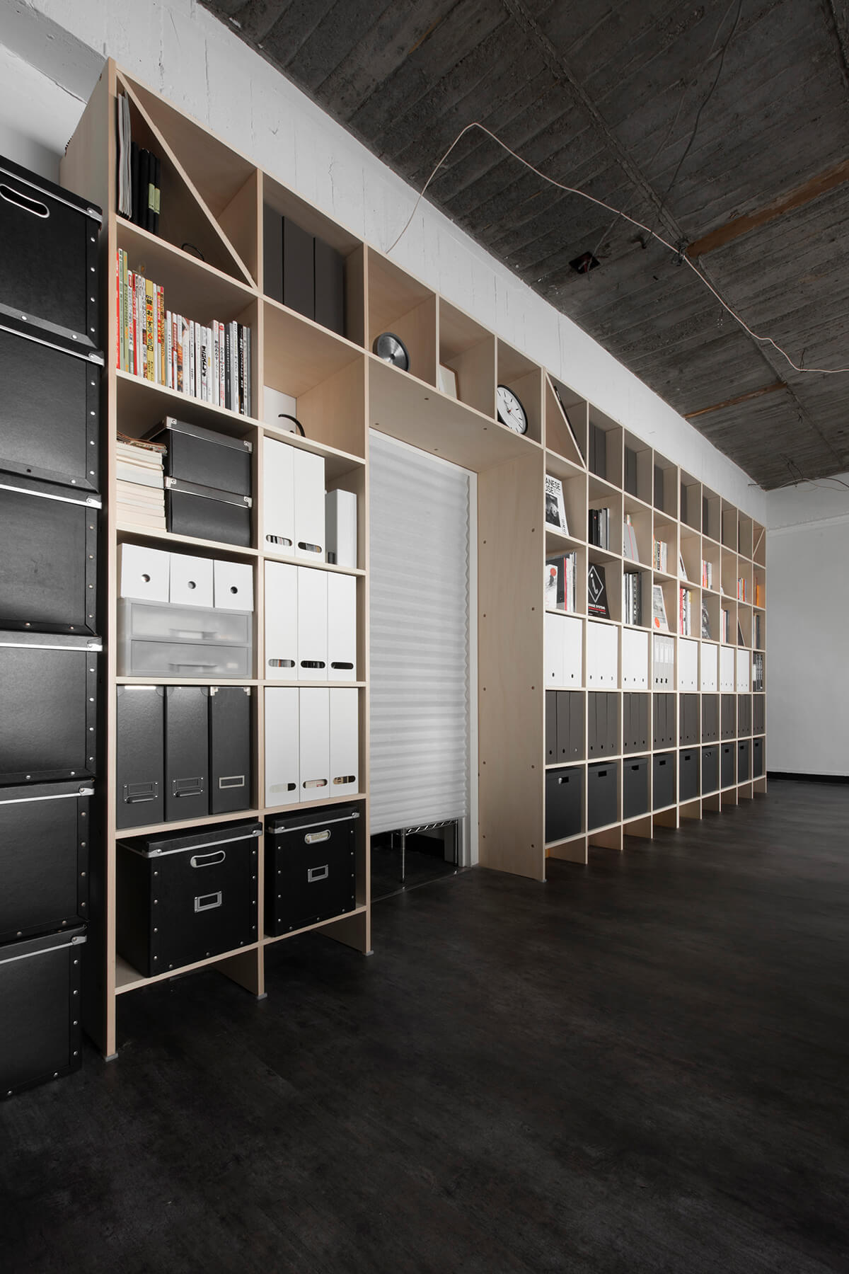 壁面収納 オフィス