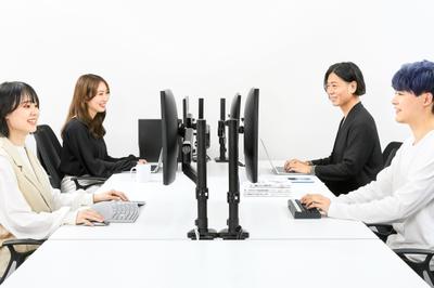 香水サブスク カラリアの見ている香り×テクノロジーの未来について - 株式会社High Linkの中の人のカジュアル面談 - Pitta