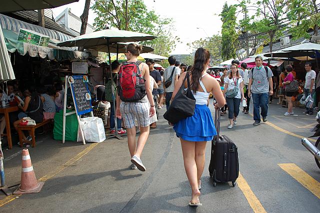 タイの町から消えたレジ袋」と加速する廃プラスチックの輸入禁止による日本への打撃と新たな商機
