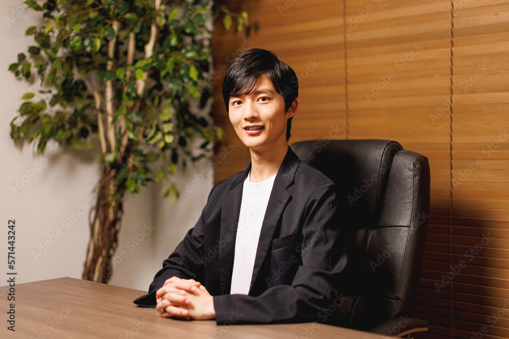 世界は元に戻らない」 タイミー、23歳社長の覚悟：日経ビジネス電子版