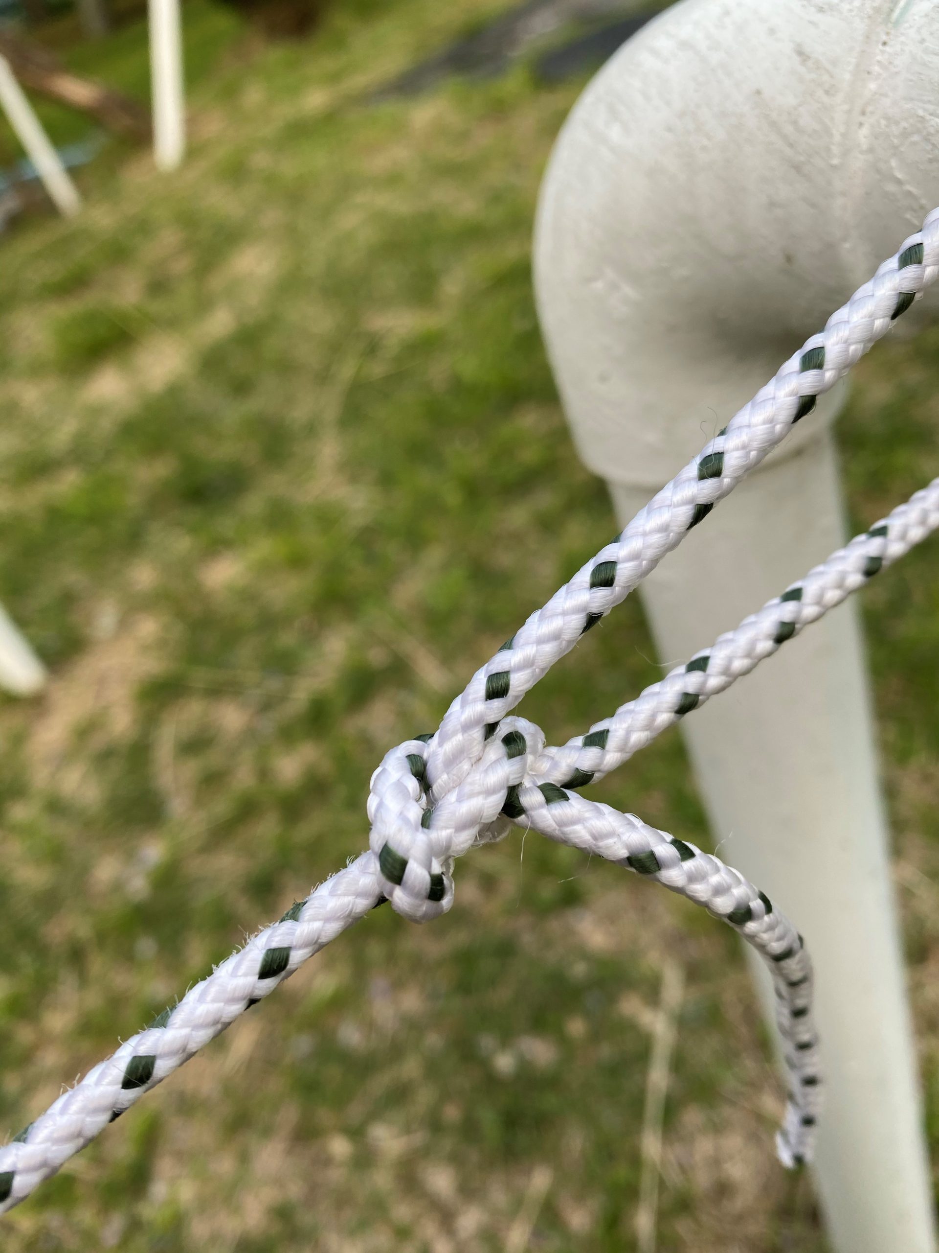 ロープストッパー2点セット アルミ 自在金具 防風 バックル ロープ締め 長さ調整 キャンプ テントに カタツムリリングストッパー2個セットLP-SNAIFC02 : ライフパワーショップ - 通販 - Yahoo!ショッピング