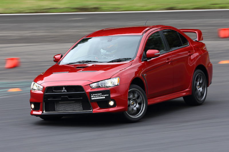 三菱 ランサーエボリューション 2.0 ファイナルエディション 4WDGARAGE-R