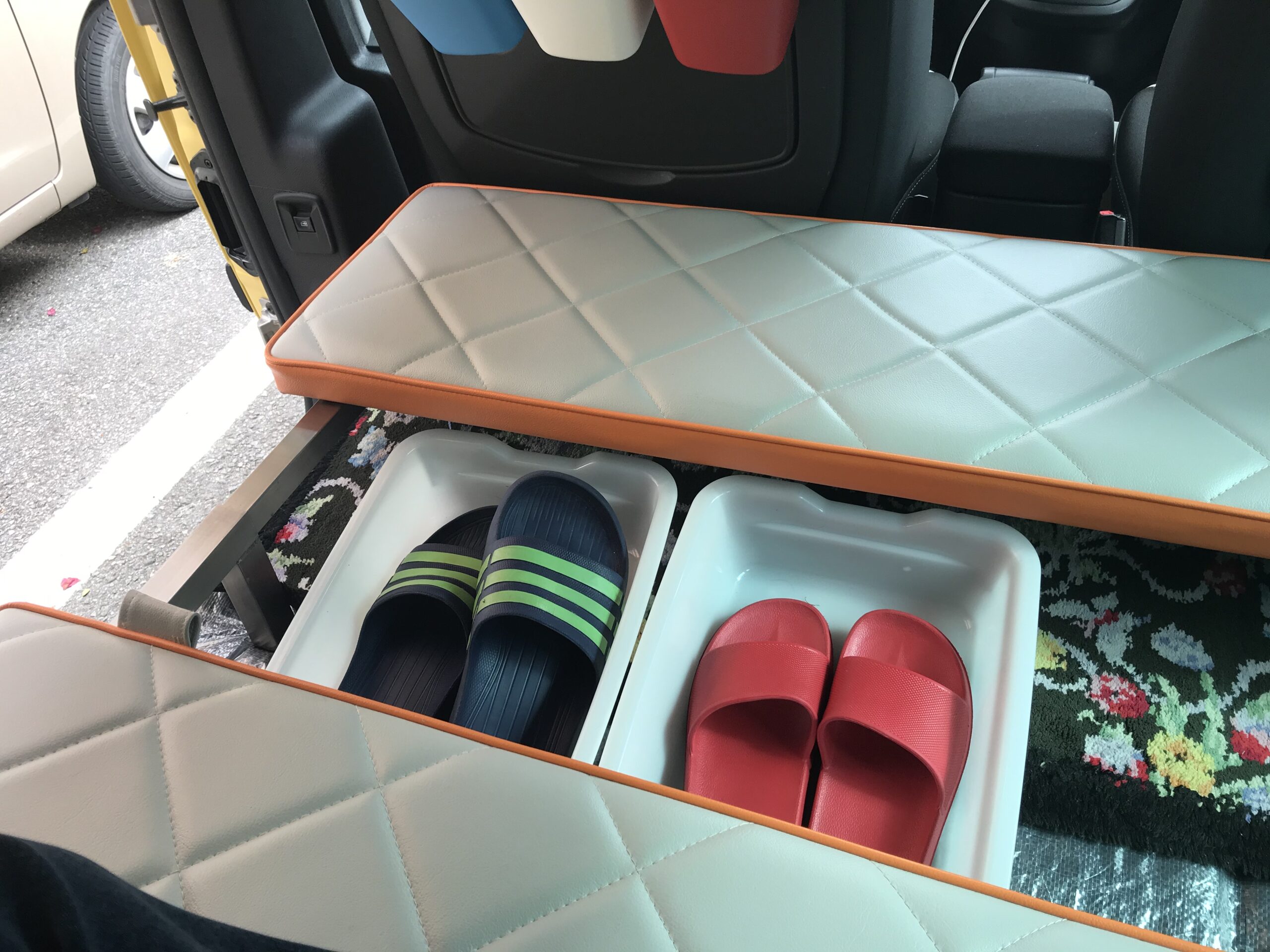 車のトランクの収納方法が知りたい！アイデアやおすすめグッズを紹介