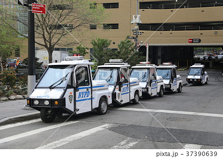 ニューヨーク警察NYPDのミニパト - No: 30283903写真素材なら「写真AC」無料 フリー ダウンロードOK