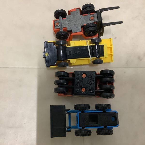 標識 おもちゃ ミニカー と遊べる 道路標識 1 64 28点入り トミカ プラレール ジオラマ トミカタウン トミカ道路 日本道路標識 セットひょうしき どうろ 信号 踏切 信号機 プラモデル スポーツカー トラック 工事 車 はたらくくるまの通販はau PAY マーケット - わらい