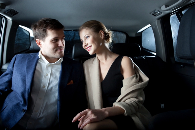 レセプション」は受付？それともパーティー？”reception”の正しい意味と使い方を解説！ Kimini英会話