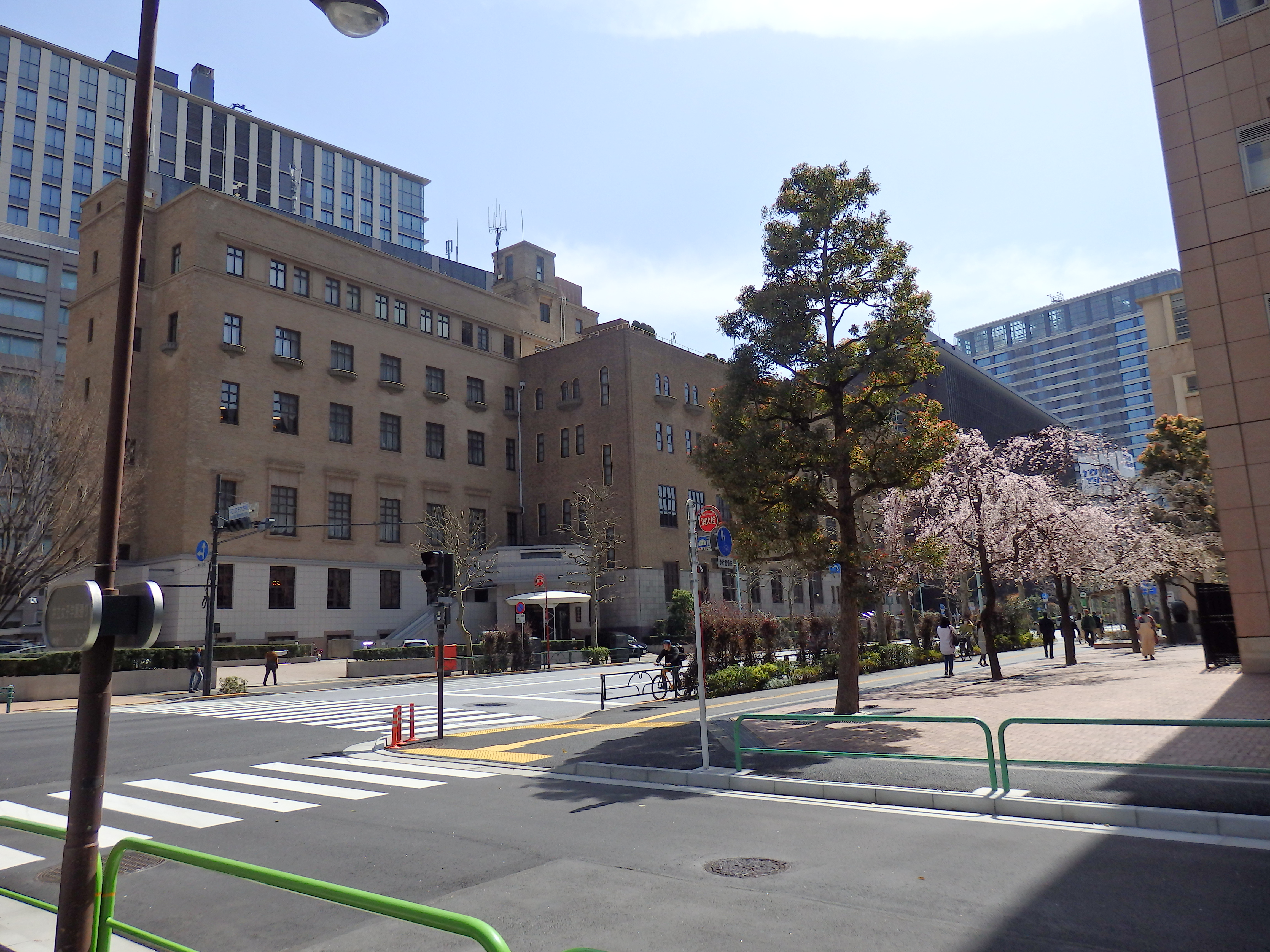 コメント一覧 激闘！千代田区おじさん VS 港区おじさん 5 8東京カレンダー最新のグルメ、洗練されたライフスタイル情報