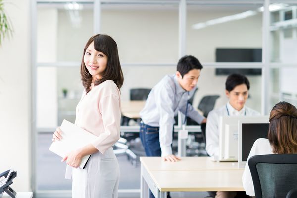 雨の日でも気にならない機能性重視なスタイルオーダースーツのFABRIC TOKYO