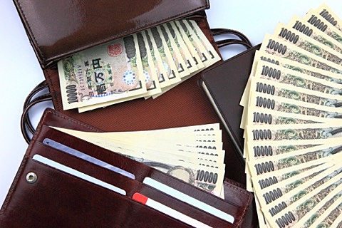 2025年 金運がアップするお財布の選び方風水で見る財布の色と人気ブランドの金運財布34選