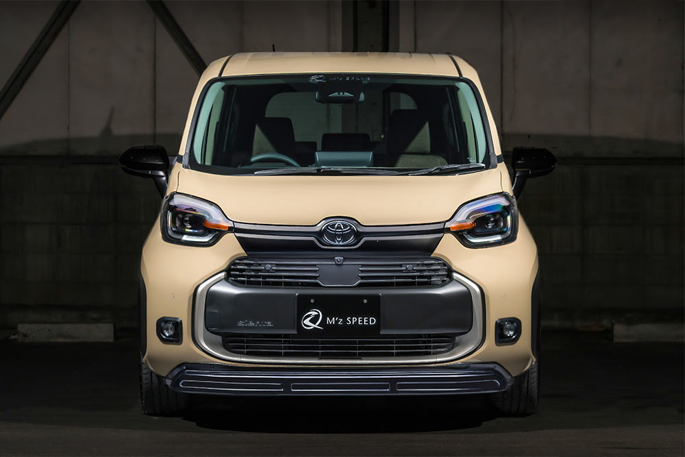 新型シエンタ🐶 インテリアパーツ発売中！ カッコよく、そしてかわいくアレンジして、新型シエンタをもっとオシャレにカスタマイズしましょう✨定番のピアノブラックやカーボンに加え、ドライフラワーをイメージしたくすみカラーも新登場🌈セカンドステージS2グラム