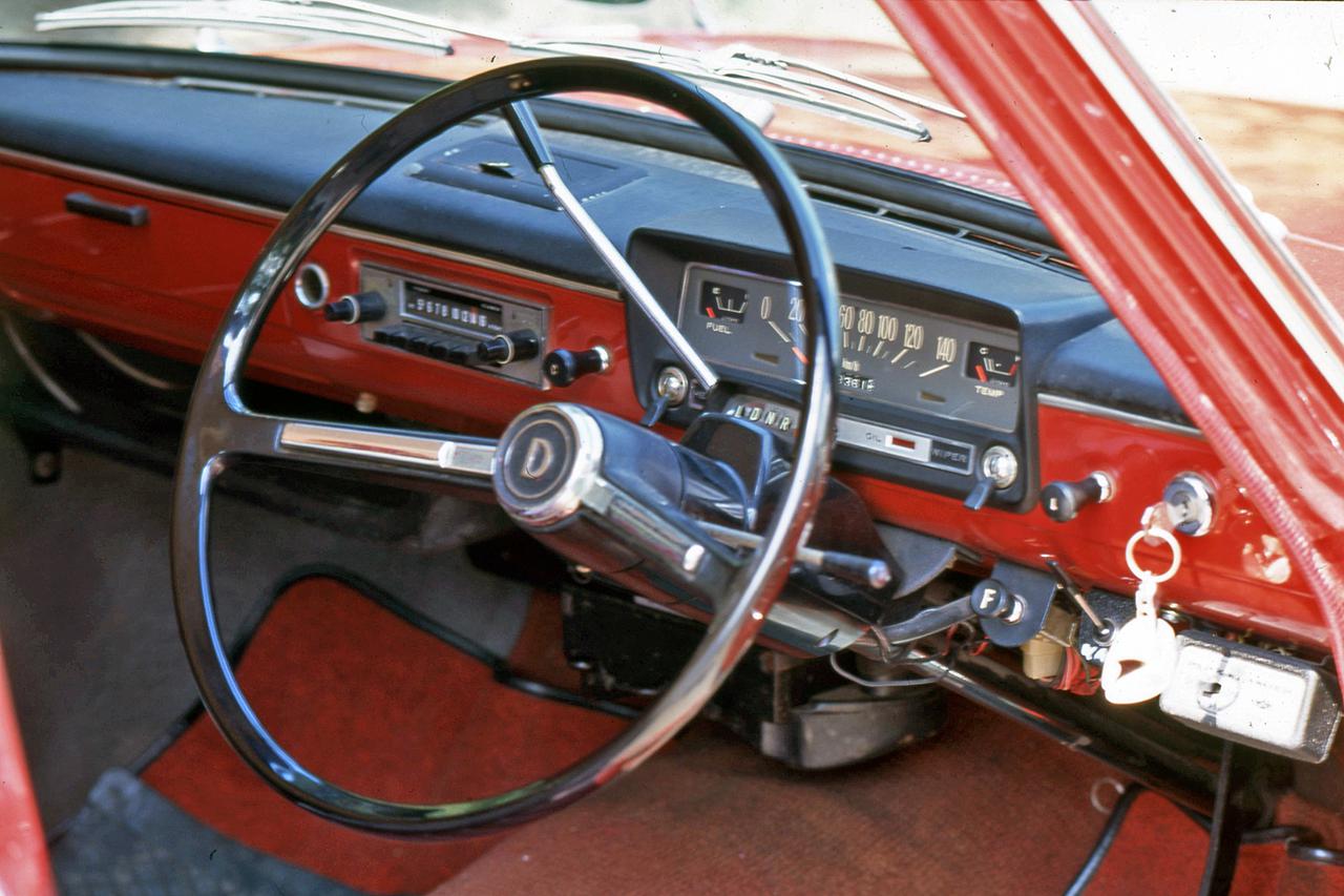 日産 サニー 初代– マイカー時代をけん引した代表的大衆車昭和レトロ ゴールデン昭和アーカイブ