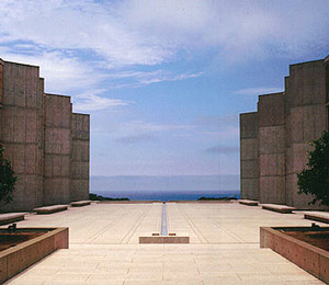 ルイス・カーンのソーク生物学研究所 : L.A.の建築