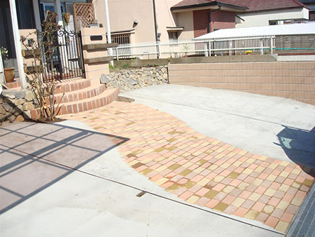 ブロック塀を設置リフォーム費用・価格・料金の無料一括見積もり リショップナビ