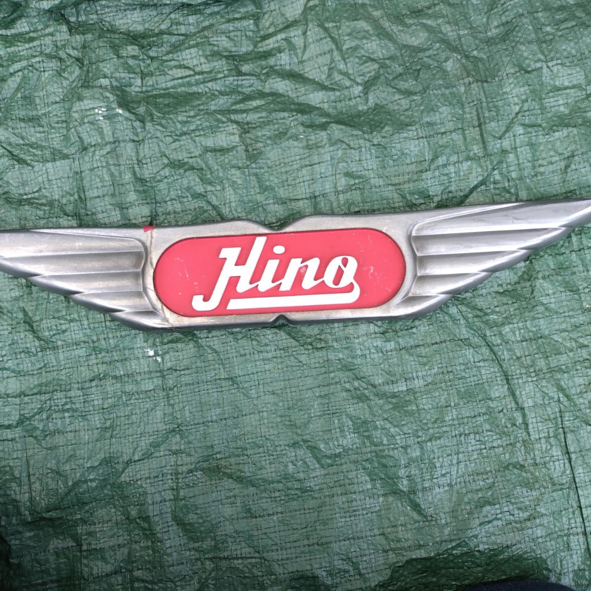 Hino トラックエンブレム