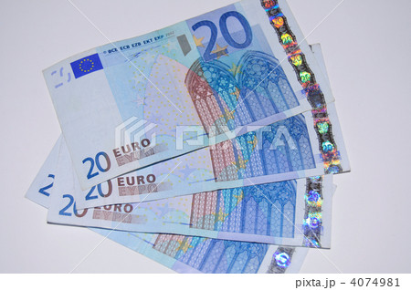 お土産にオススメ 0ユーロ紙幣コレクション創刊！ – お土産大好きKENさんの素人旅行はいかがでしょうか