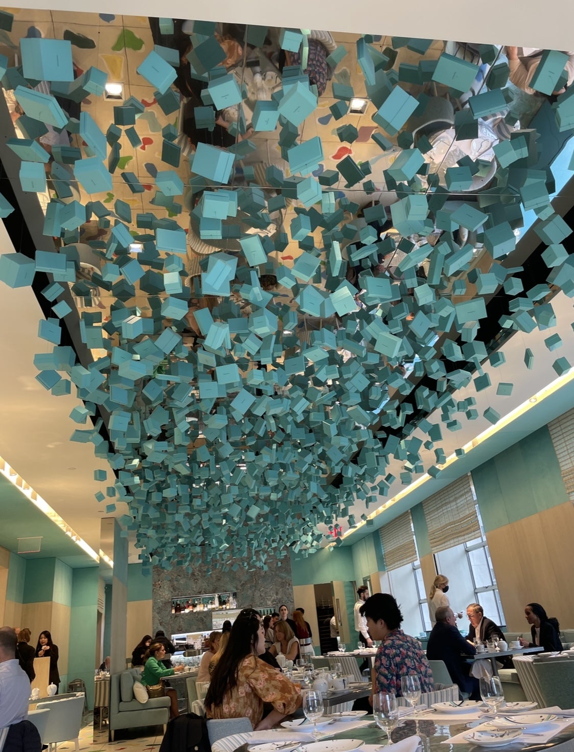 ティファニーNY本店がリニューアル！ ニューヨークを体現する、新生ランドマークハーパーズ バザー Harper's BAZAAR 公式