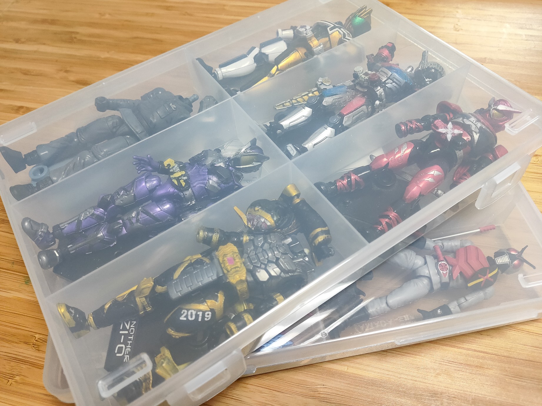 プラモデル塗料の収納に『無印良品ポリプロピレンケース』が超便利だったという話