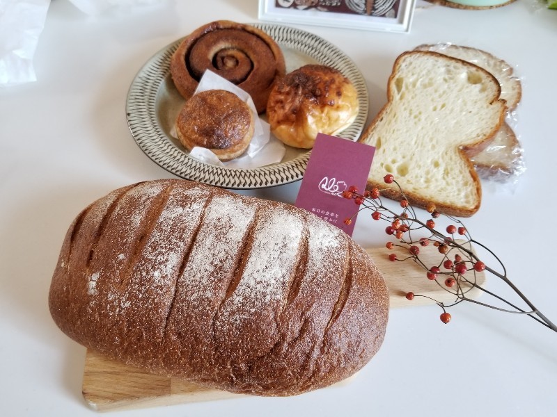 福間駅近くの本格パン屋さん「ベッカライ・アロ」 こだわりのハード系食事パン古賀マガジン
