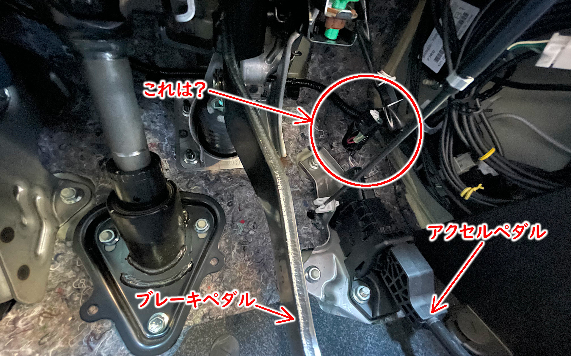室内に配線を通すと作業 スズキ ジムニー・JB64W by samurai374 - みんカラ