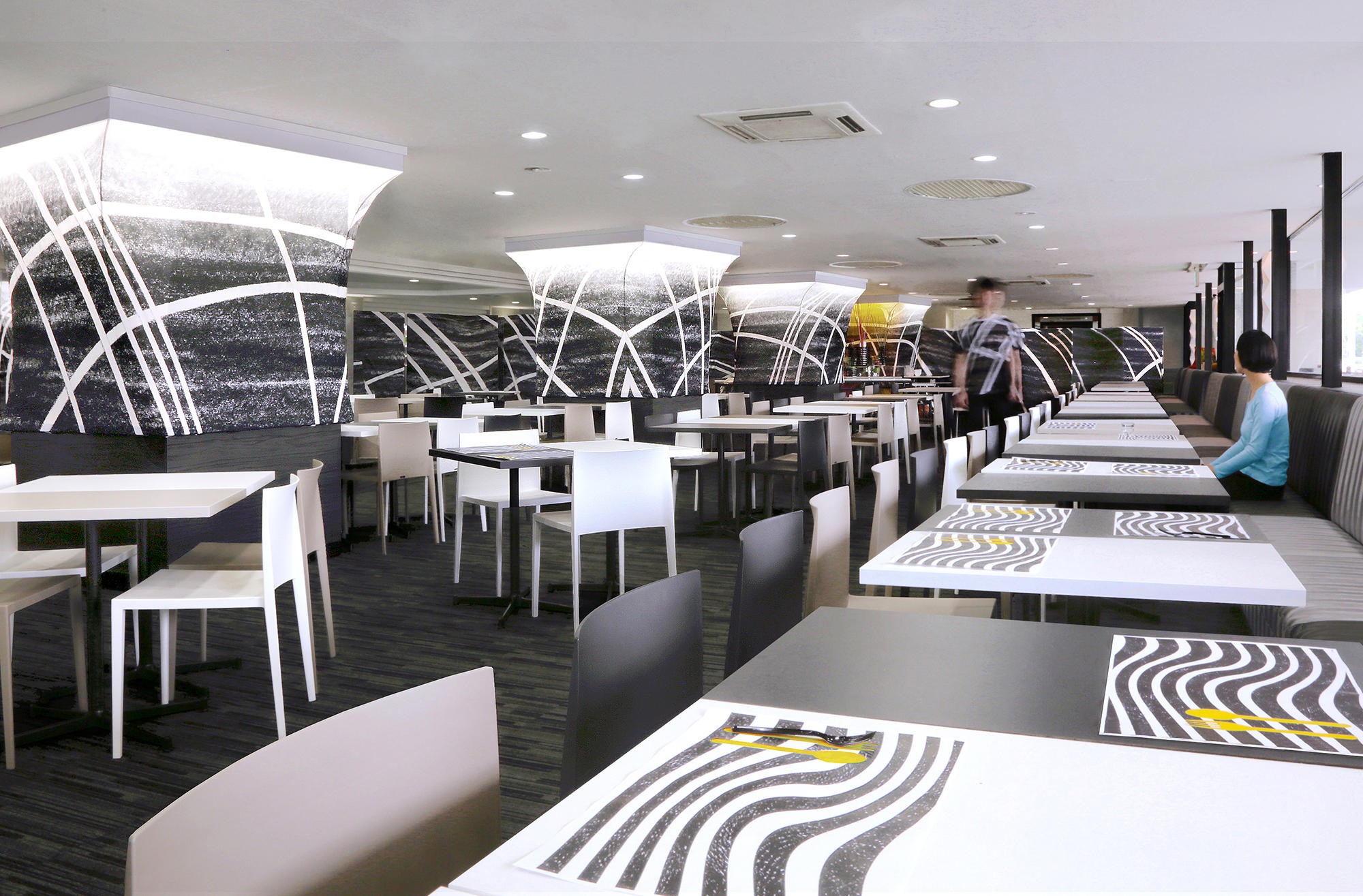 □ 2021 Feb. 29 ホテル•デン晴海→晴海グランドホテル→晴海ホテルフクラシア。今はL stay & grow 晴海 One ofHotel at Harumi 晴海エリアで有名かつ、最初に開業したホテルは東京ホテル浦島 1973年開館 2003年閉館 。この晴海グランドホテルは2番目に開業した。1976年