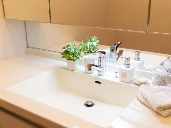 造作洗面台の費用相場、コストダウンしつつ安くておしゃれにする方法を解説│首都圏の施工事例とともに紹介 - 「優美」な暮らしを叶える注文住宅 ・設計事務所ならスムトコ