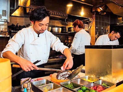 居酒屋バイトの髪型自由？注意点やアレンジについてTikTok