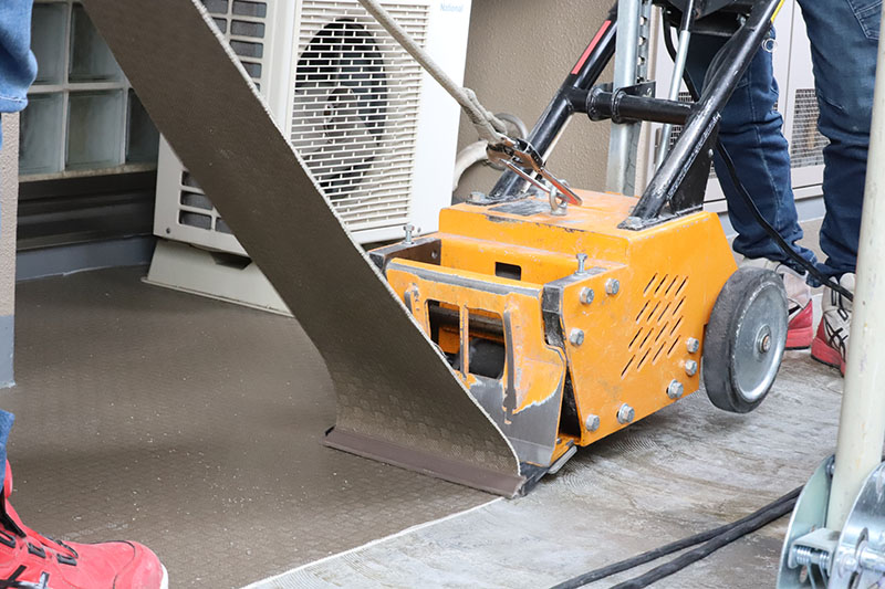 長尺シート張り替え工事について - 佐藤塗装店「ぬ・り・か・え」