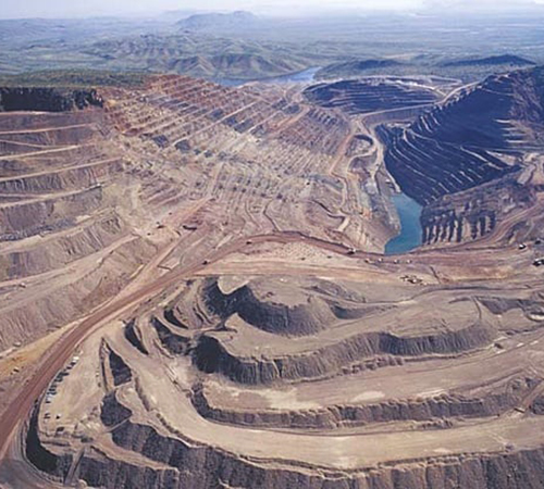 2020年アーガイル鉱山が閉山。希少な「天然ピンクダイヤモンド」を手に入れる。マクアケ - アタラシイものや体験の応援購入サービス