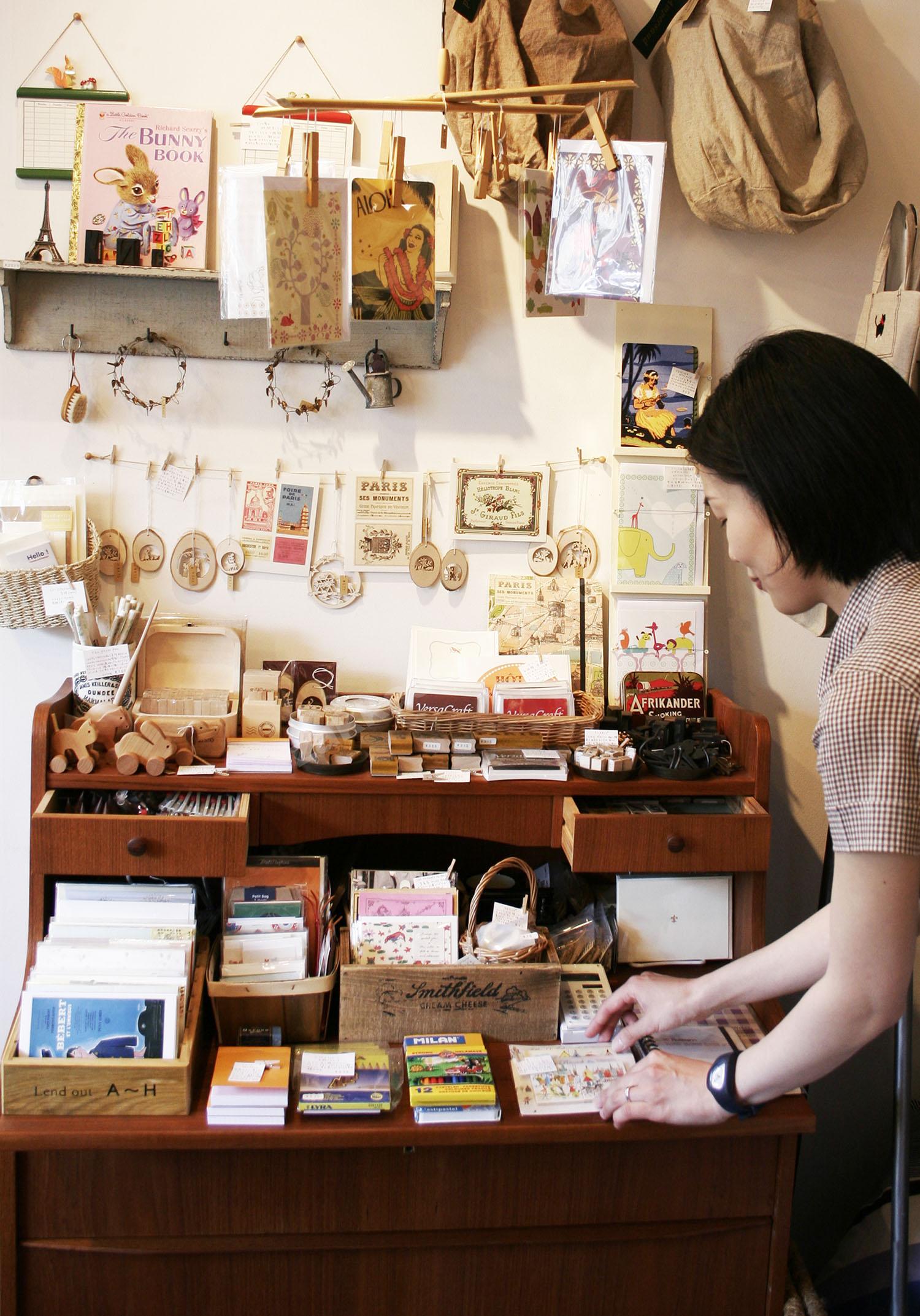 収穫コンテナを使って、簡単にオシャレ陳列できる！AGRI JOURNAL