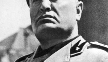 ムッソリーニが所有していた車│ボロボロのボディに完璧なフルレストアを決行！octane.jp美しい車と暮らす