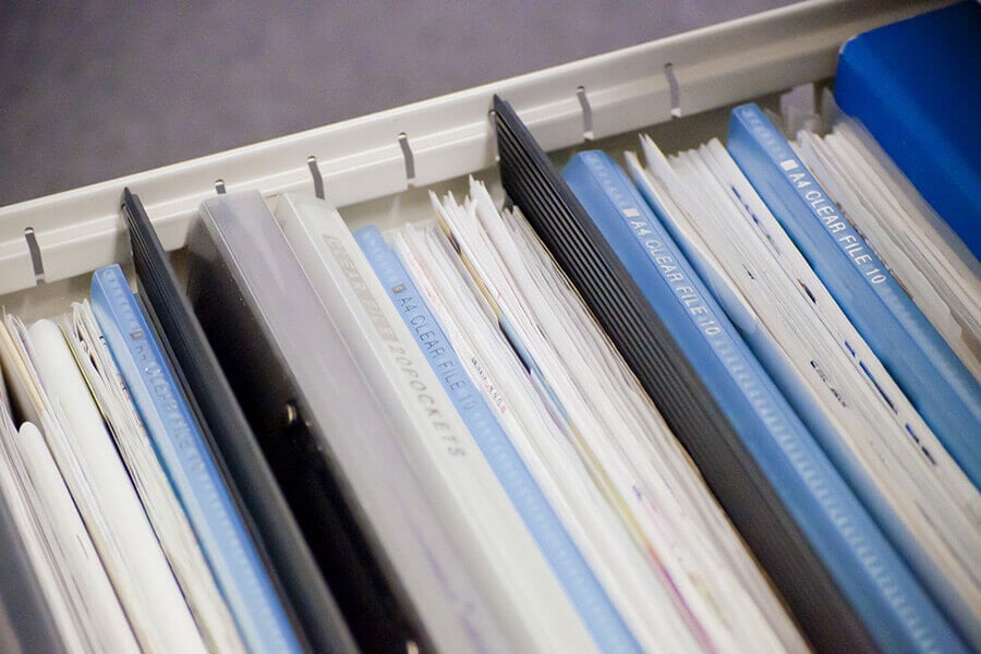 徹底解説 家庭の書類整理のやり方・分類方法 片付け データ化なしでスッキリ！ ミニマリスト、ズボラ対応