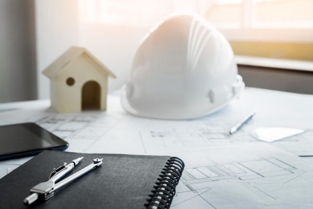 ビニールテープを切る - 電管太郎