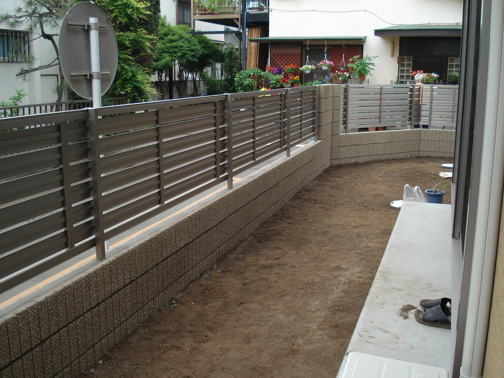 外構工事は自分でもできる？DIYと専門業者どちらが良いの？外構工事ガーテリア