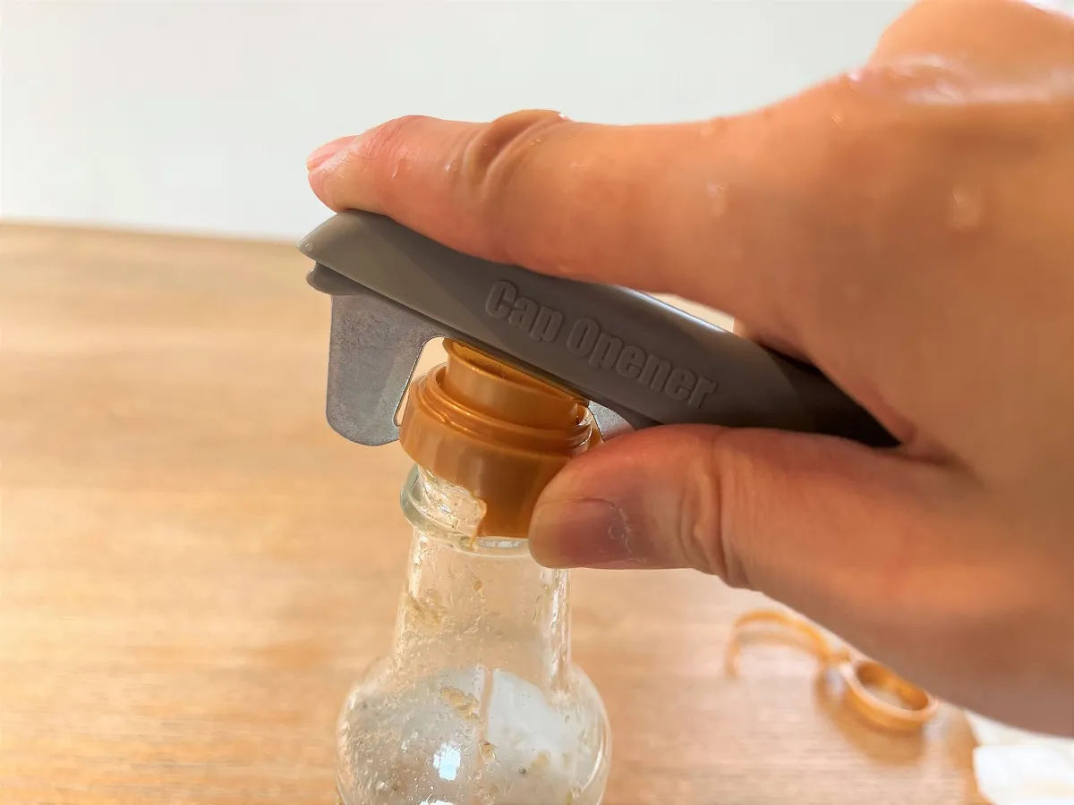 100均の便利グッズで面倒なゴミの分別がラクに！？サンキュ