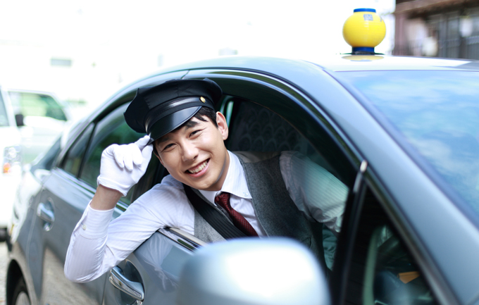 2022年度版 タクシードライバーへの転職ってぶっちゃけどうなの？仕事の内容から年収まで徹底紹介！プロタク公式タクドラ人生を成功するために必要な知識を学ぶブログ