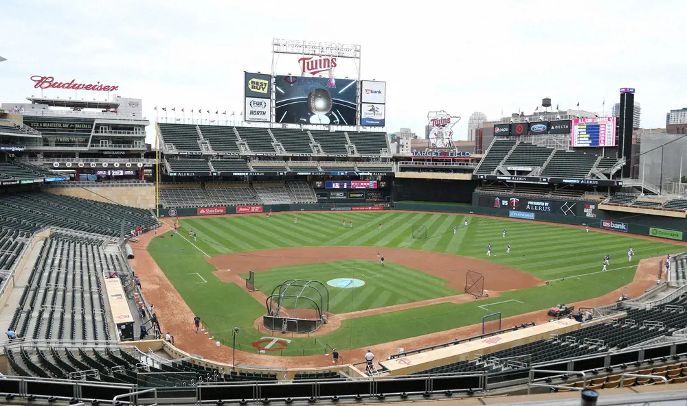 ターゲット・フィールドで観戦しよう！ - メジャーリーグ観戦・ドット・コム