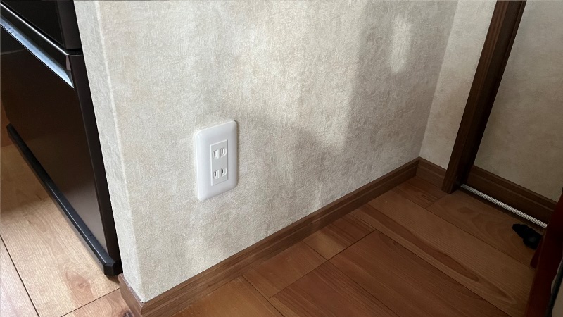 冷蔵庫のコンセントの扱い方。コンセントの位置や注意点など – Onnela オンネラ 暮らしに『楽』を、家族にワクワクを