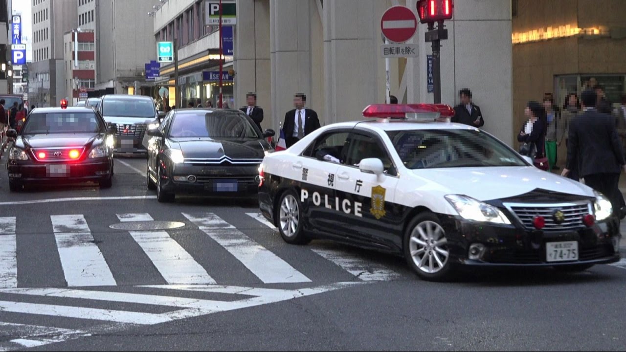 これ、フランスの警察のトヨタって何？ : r whatisthiscar