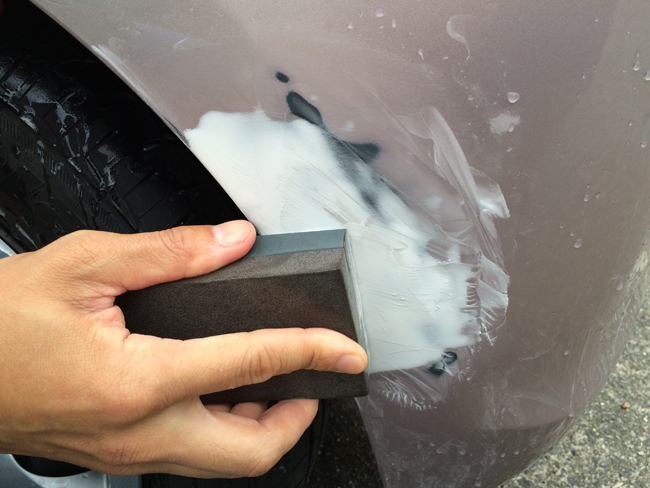 板金塗装DIYバンパーのガリ傷を、パテとタッチアップペンで簡易修正してみました！,タッチアップ タッチアップペン ガリ傷 パテ埋め ホルツ 車好き 車好きと繋がりたい 武蔵ホルト Holts PR