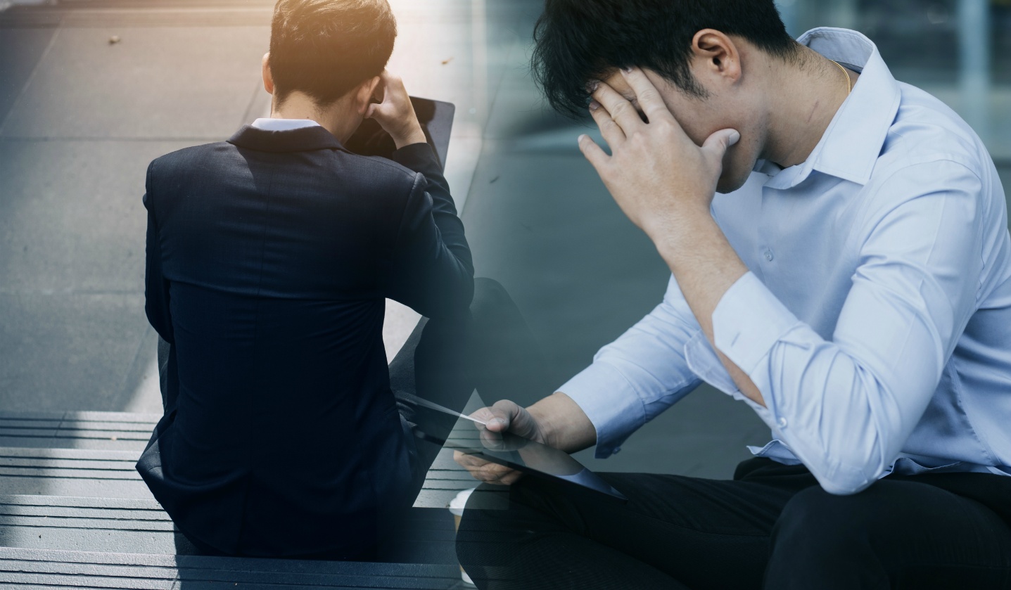 仕事中に泣きそうになったら？対処法と追い詰められる前の行動を解説 - スタンバイplus プラス 仕事探しに新たな視点と選択肢をプラスする