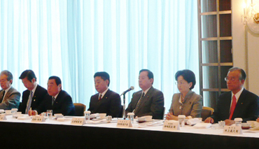 2019 年10 月25～24 日 憲法審査会、改憲策動、自衛隊中東派兵、政局、菅原スキャンダ ル、沖縄